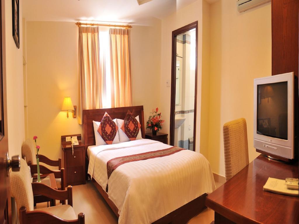 Lac Vien Hotel Thành Pho Ho Chí Minh Esterno foto